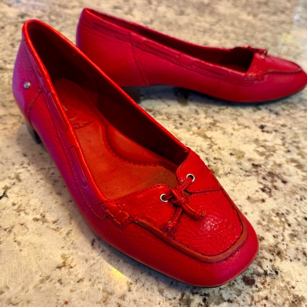ROCKPORT Red Leather Loafers
